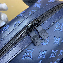 Premium Leather Crossbody Bag - Elegant Women's Designer Handbag - NM4916