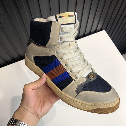 Gucci Fashion sneakers in soft grey classic court silhouette front view