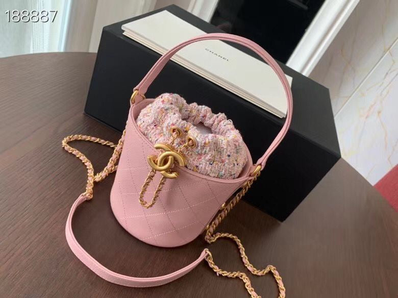  women's handbag, compact design, view 4