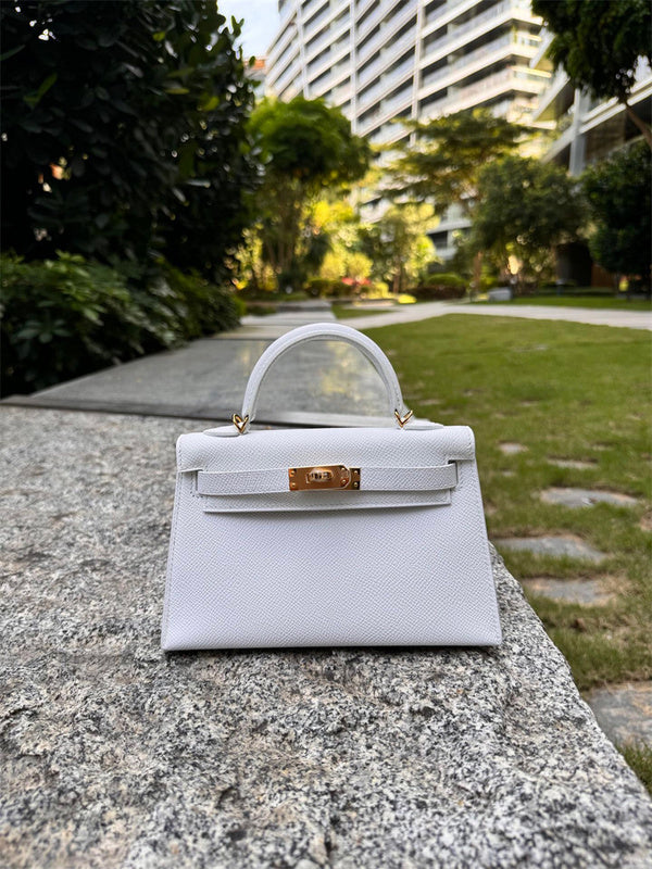 Sophisticated bag women's premium everyday handbag