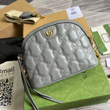 Handle and strap detail of everyday-luxe refined women's handbag – women's everyday handbag