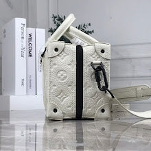 Designer Iconic Shoulder Bag - Luxury Women's Premium Fashion - NM4896