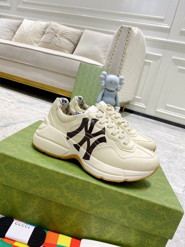 Gucci two-tone luxury sneakers view 10 breathable knit upper