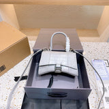 Ziva's Charm handbag – back view (one versatile size)