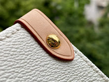 Premium Signature Crossbody - Chic Women's Luxury Designer Bag - NM5415