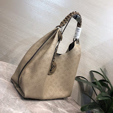 Luxury Designer Crossbody Bag for Women - Premium Fashion Handbag - NM4272