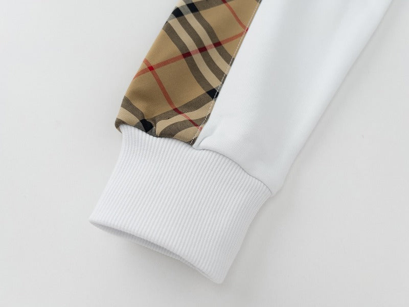 Full silhouette view of Burberry luxury piece style No.558