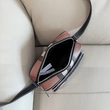 New Premium Signature Shoulder Bag - Chic Women's Luxury Designer - NM5686