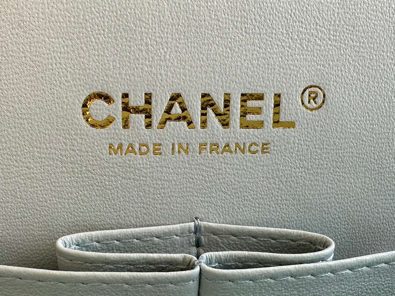  mid purse view 5