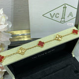 Front view of Van Cleef & Arpels unisex jewelry piece