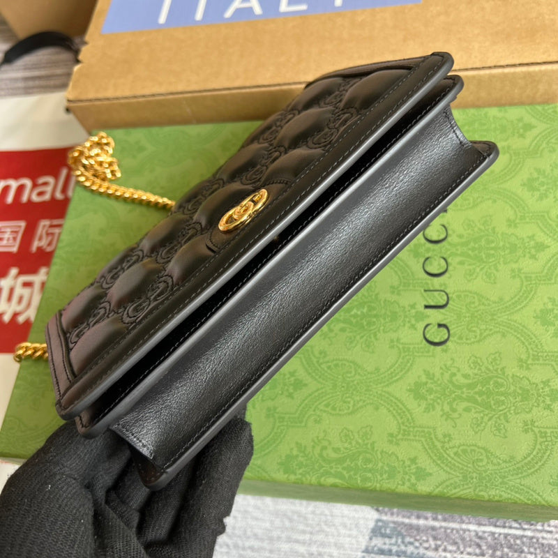 Interior view of fluid premium bag
