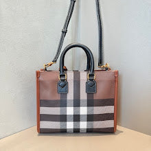 New Premium Signature Shoulder Bag - Chic Women's Luxury Designer - NM5729