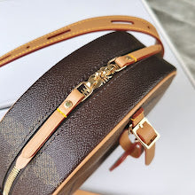 Premium Structured Satchel - Chic Women's Luxury Designer Handbag - NM4290