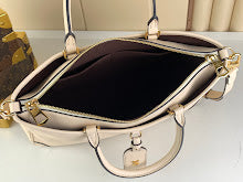 Chic Women's Crossbody Handbag - Luxury Premium Designer Style - NM4577