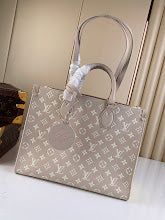Luxury Structured Top Handle Bag - Premium Women's Designer Fashion - NM4738