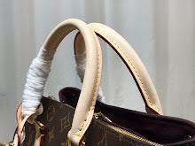 Premium Women's Tote Bag - Luxury Designer Fashion Handbag - NM4308
