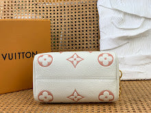 Premium Signature Crossbody - Chic Women's Luxury Designer Bag - NM4447
