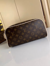 Premium Leather Shoulder Bag - Elegant Women's Designer Handbag - NM4863