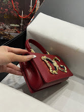 Chic Women's Designer Tote - Luxury Premium Handbag Style - NM7289