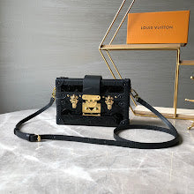 Chic Women's Shoulder Handbag - Luxury Premium Designer Style - NM4214