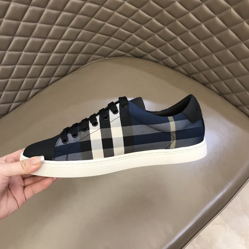 Burberry shoes Style 270 - close-up of refined designer finish
