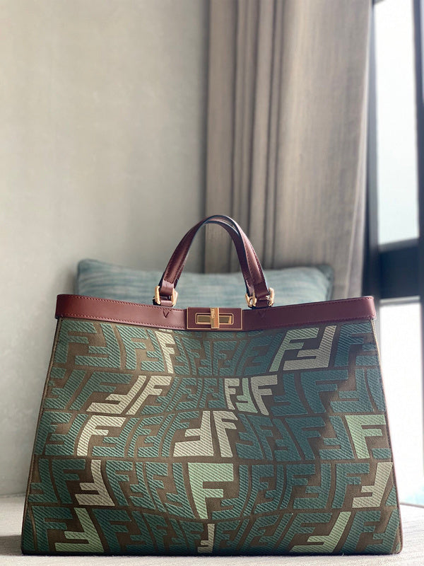 Ziva's Charm handbag – full view (41cm*15cm*29cm)