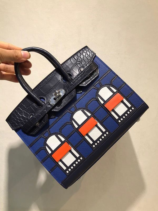 Minimalist bag shown from front angle