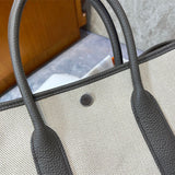  everyday bag close-up of hardware and finish