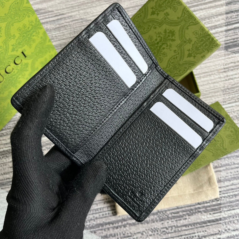 Close-up detail of premium sleek women's handbag – women's everyday handbag