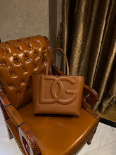 Chic Women's Crossbody Handbag - Luxury Premium Designer Style - NM6676