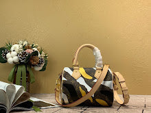Luxury Monogram Shoulder Bag - Women's Elegant Designer Fashion - NM5047