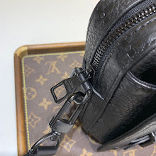Designer Iconic Top Handle Bag - Luxury Women's Premium Handbag - NM5450