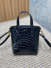 Luxury Signature Top Handle Bag - Elegant Women's Designer Handbag - NM3387