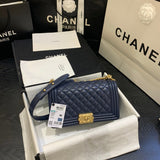  handbag, mid everyday style, image 4