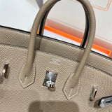  Polished shoulder bag carried on shoulder 22