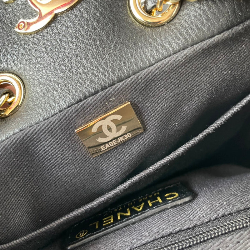  women's handbag, versatile design, view 5