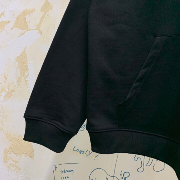 Three-quarter angle view of Balenciaga luxury piece style No.540