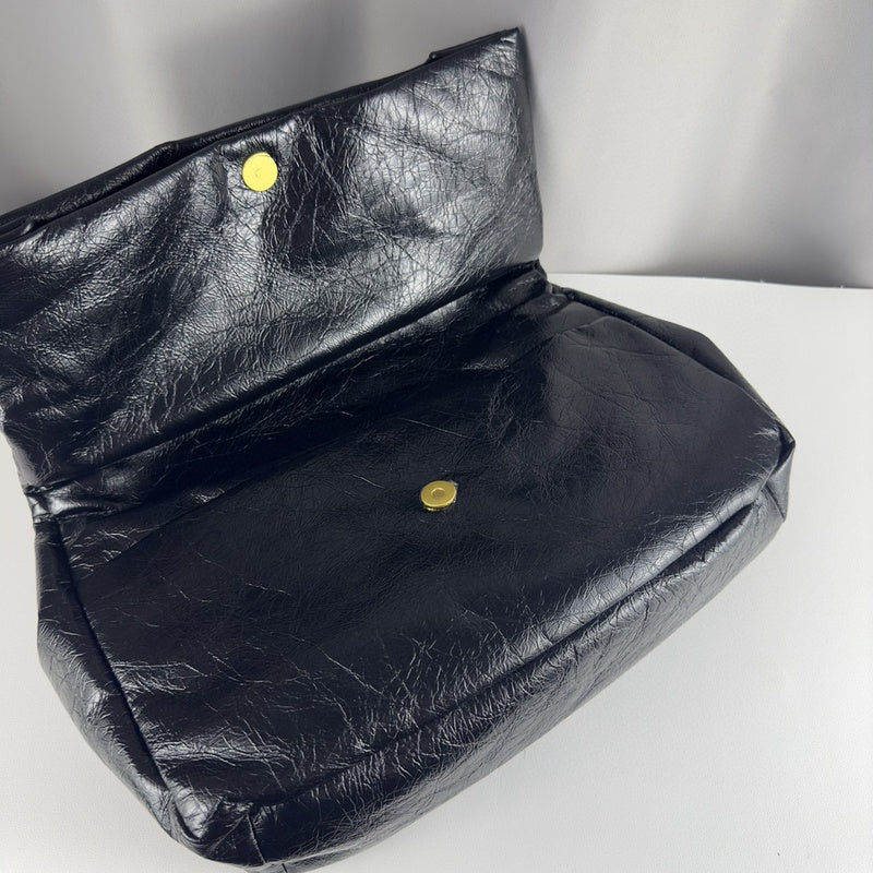 Zivas Charm Effortless Elegance Fashion Handbag (Thoughtfully Structured Design) – Interior View
