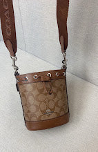 New Chic Women's Shoulder Handbag - Luxury Premium Designer Style - NM6551