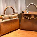  modern carryall bag detail view showing craftsmanship