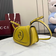 Designer Iconic Tote Handbag - Premium Luxury Women's Fashion - NM4080