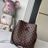  Elegant carryall bag front view 13