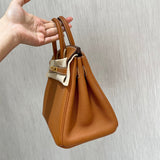  Tailored structured bag carried on shoulder
