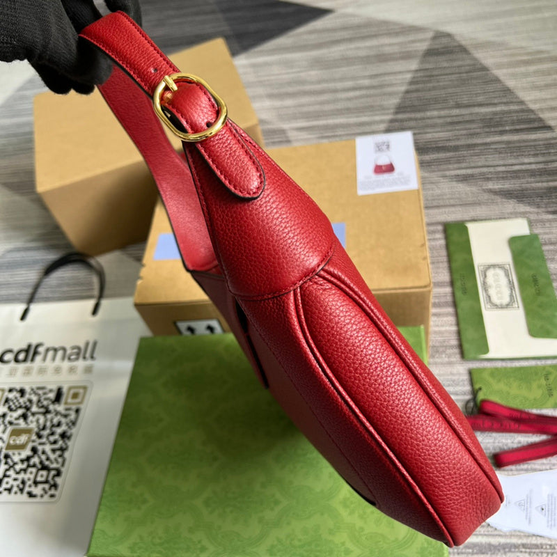 Side profile of signature chic women's handbag – women's statement bag