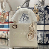 Top view of everyday-luxe elevated women's handbag – women's everyday handbag