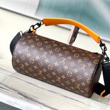  Clean-Lined structured bag carried on shoulder