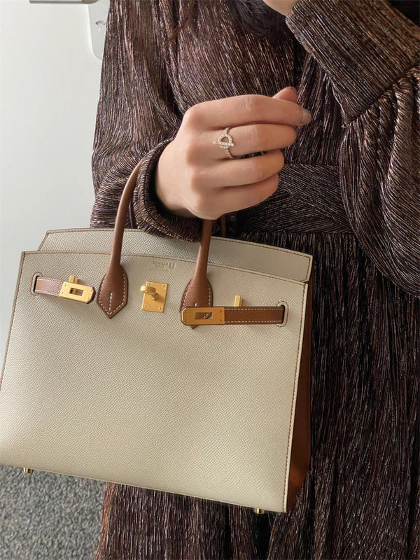 Interior view of poised premium bag