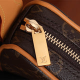  top-handle bag close-up of hardware and finish