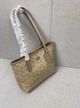 New Chic Designer Shoulder Handbag - Premium Luxury Women's Style - NM6525
