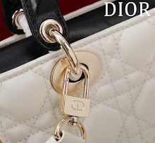 Designer Monogram Crossbody - Luxury Women's Premium Fashion Bag - NM7432